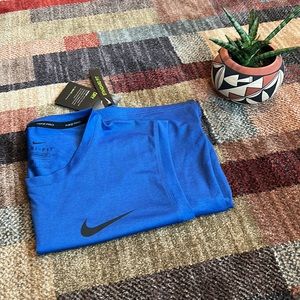 Nike dri-fit tank, standard fit